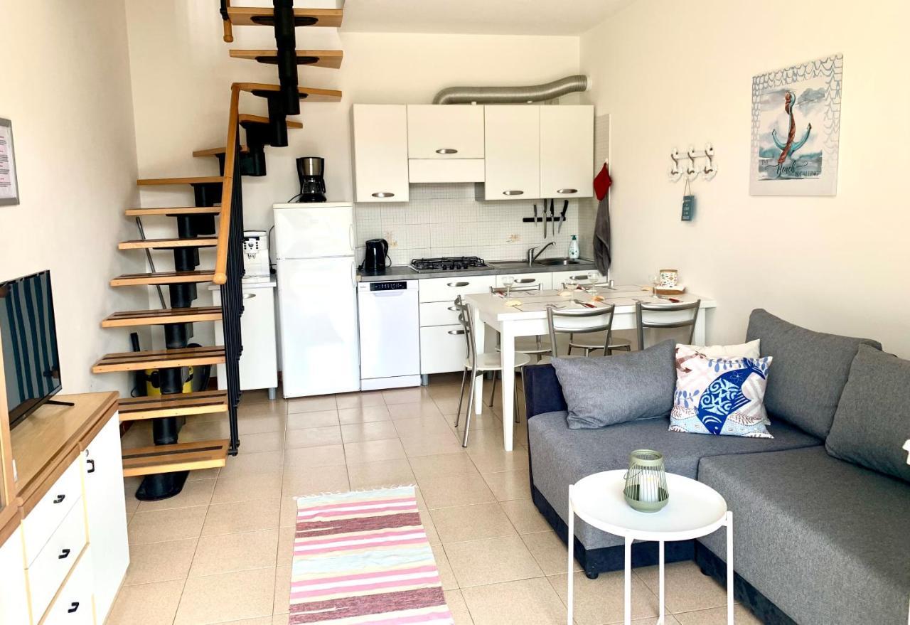 Apartment Caorle De Lux Swimming Pool, Parking, Garden Exteriör bild