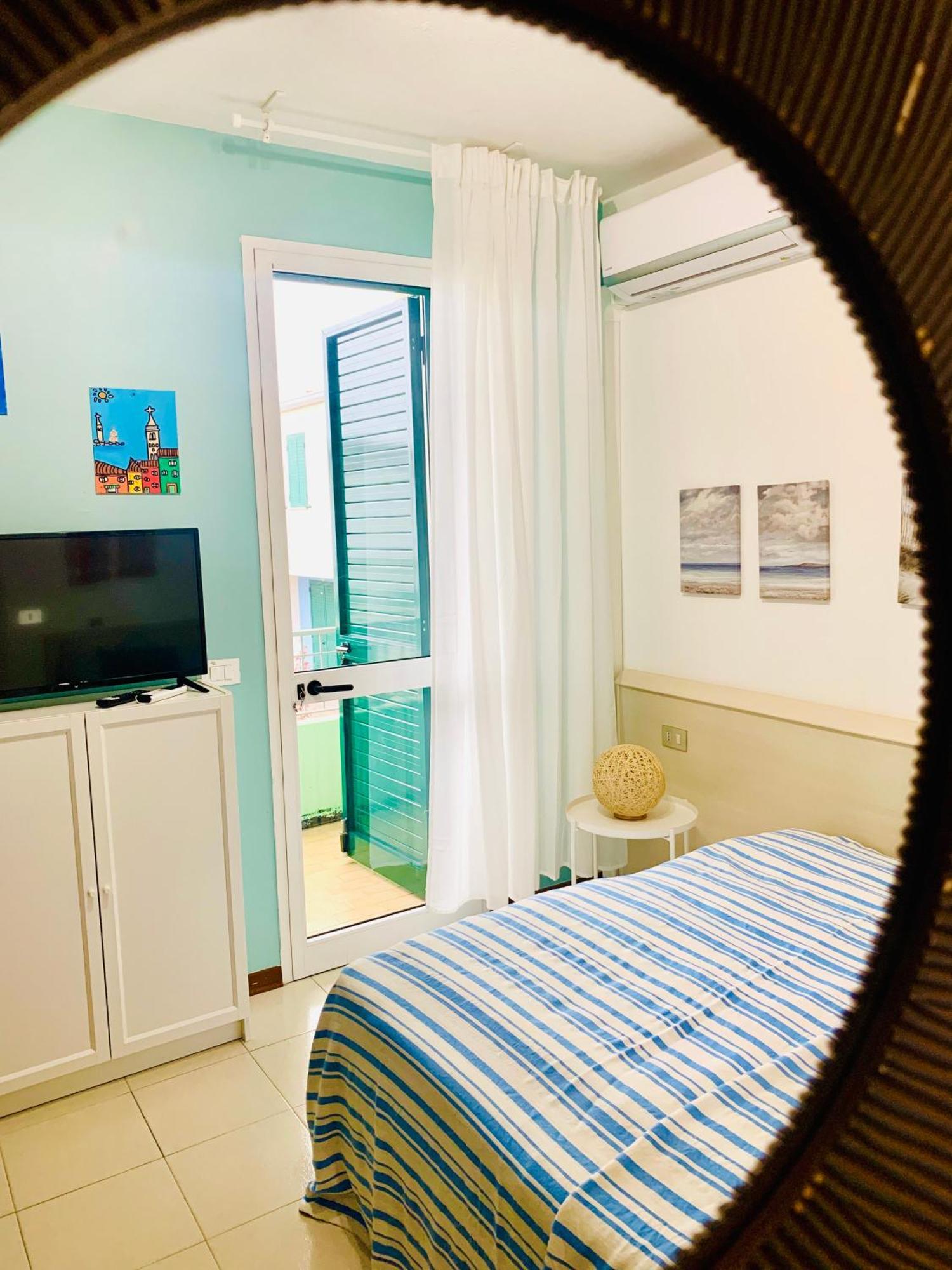 Apartment Caorle De Lux Swimming Pool, Parking, Garden Exteriör bild