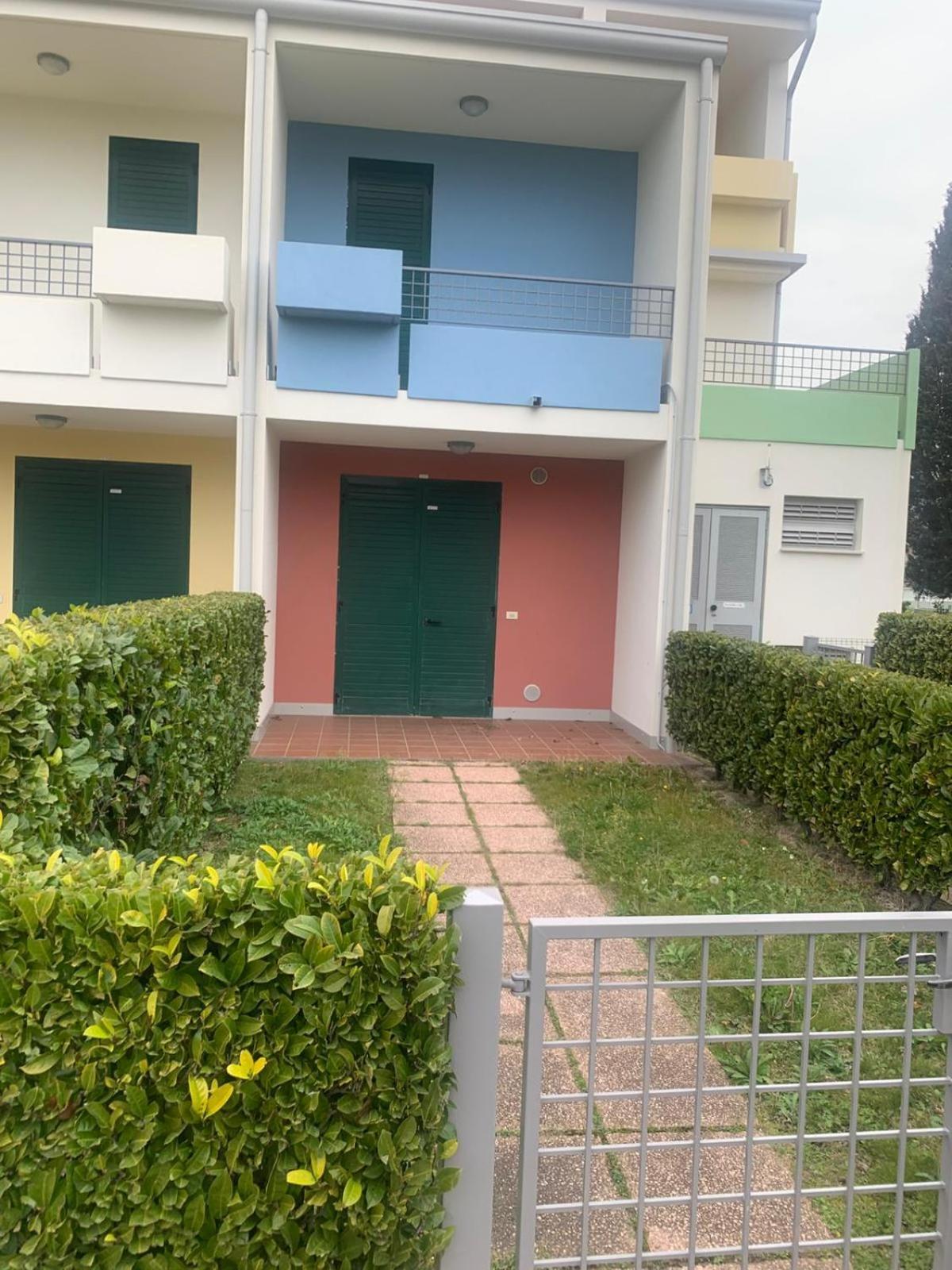 Apartment Caorle De Lux Swimming Pool, Parking, Garden Exteriör bild